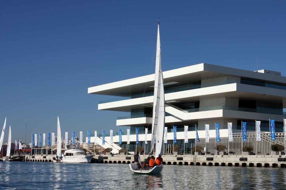 Realrent Marina Real Lägenhet Valencia Exteriör bild